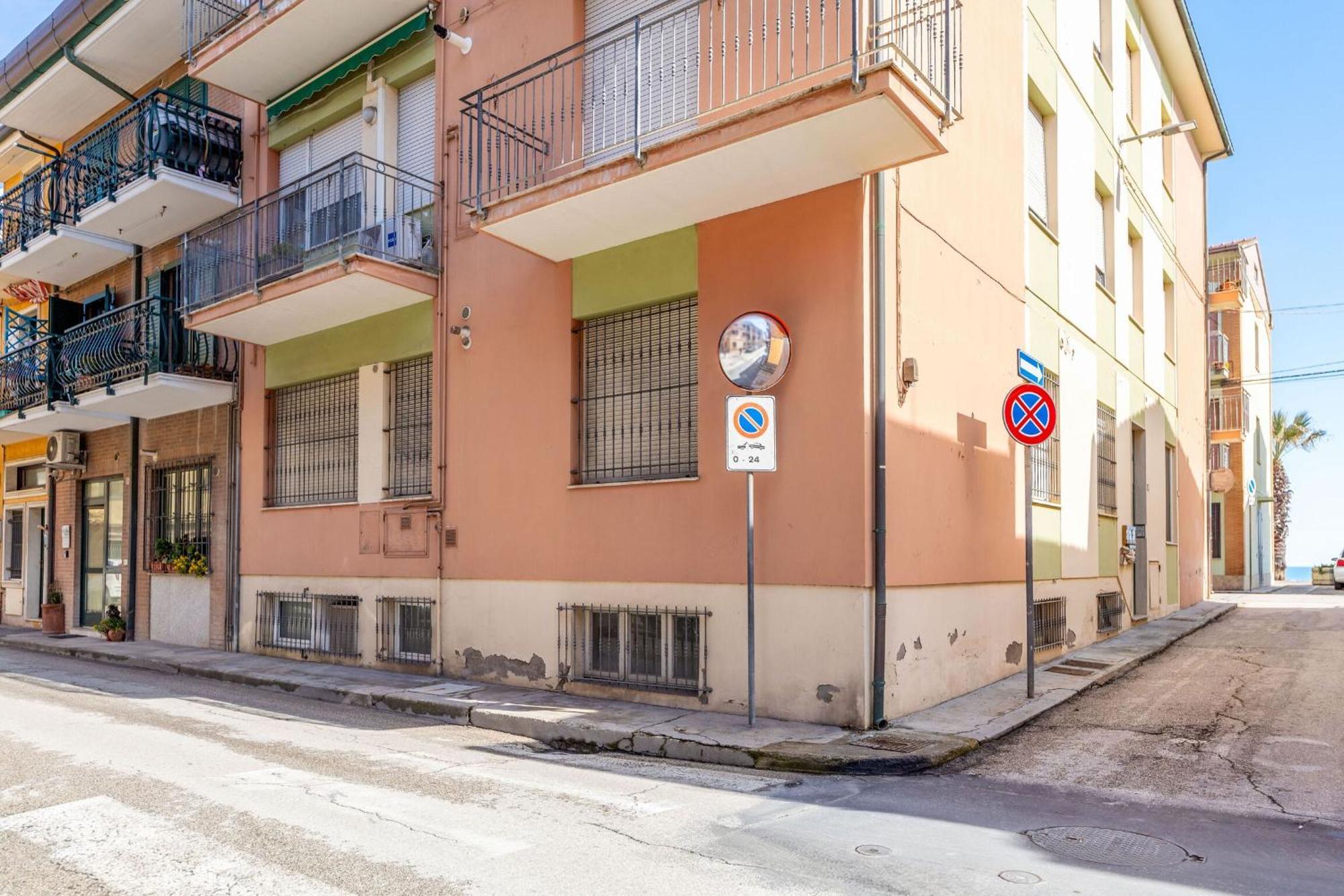 Italian Experience-La Rondine Apartment Porto Recanati Eksteriør bilde